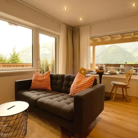Marlen Apartment *